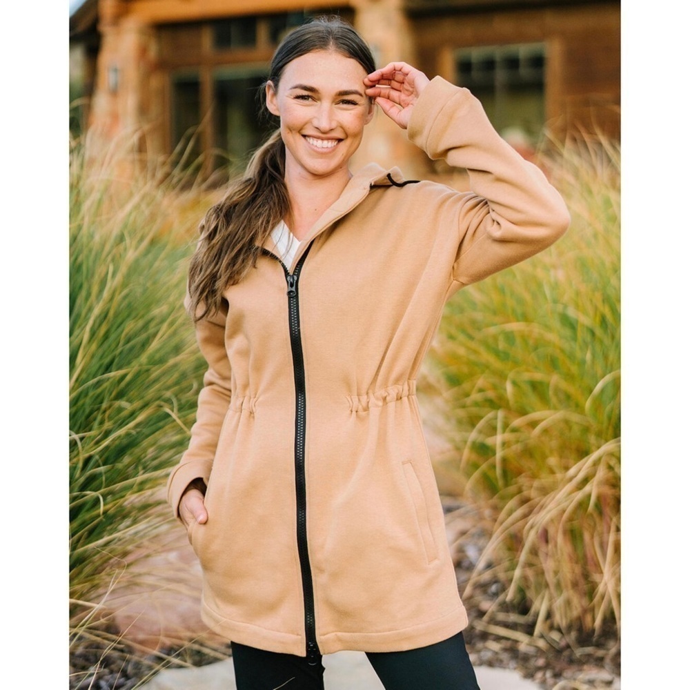 NWT ZYIA Long Hoodie Sweatshirt in Camel